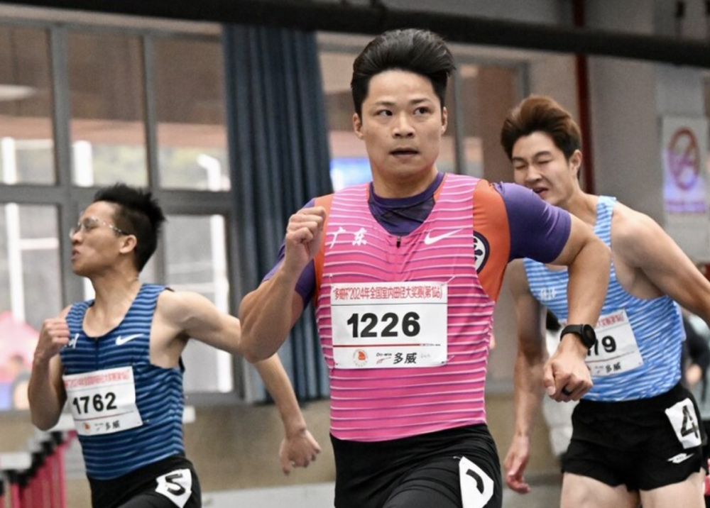 赛季冲刺：谁能在最后阶段夺冠？